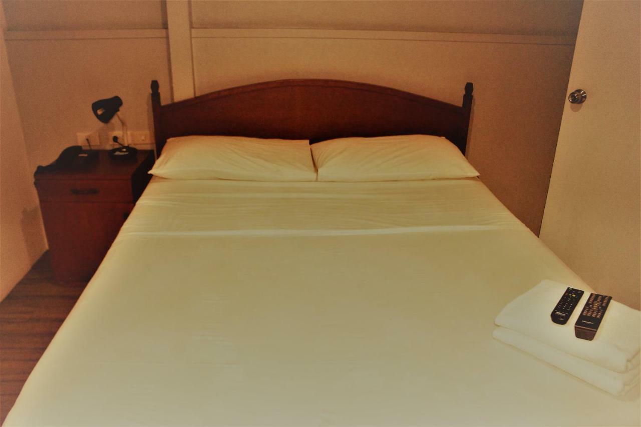 Duck Inn And Restaurant Manila Luaran gambar